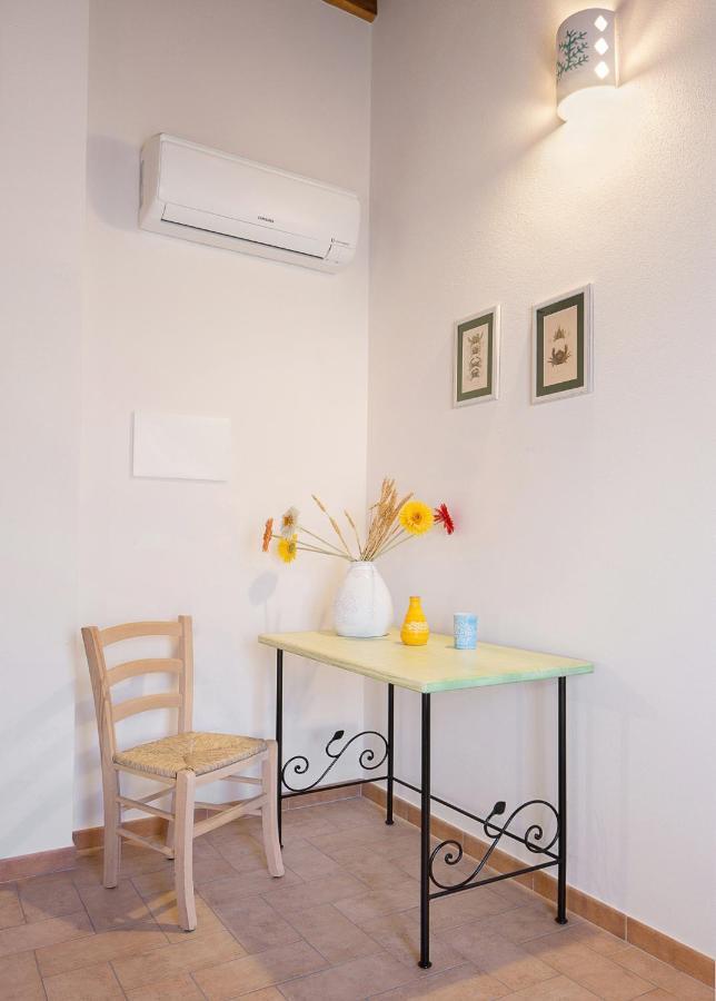 Edomat Acomodação com café da manhã Monserrato Exterior foto